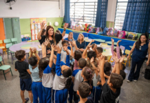 Escola de Cumbica recebe pesquisadores de Harvard para acompanhar projeto de desenvolvimento socioemocional