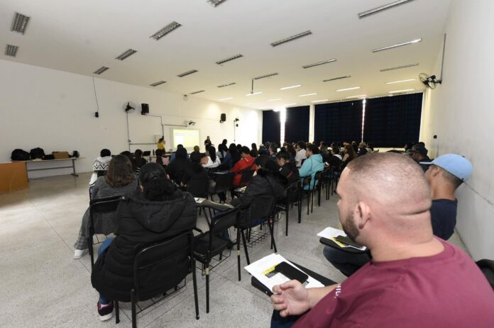 Mutirão de Empregos - foto Umaitá Pires_0