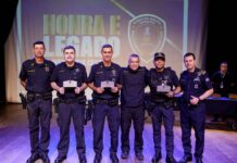 GCM homenageia agentes e anuncia nova sede da Inspetoria Centro em solenidade no Teatro Padre Bento